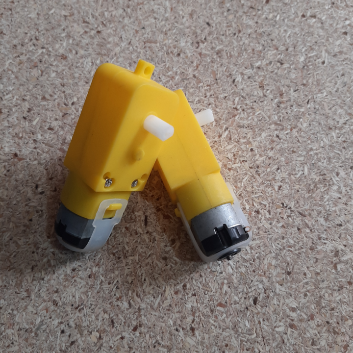 Gear%20Motor%20for%20Robot%20Wheel%20DC%20yellow%20colour%20-%20Image%204