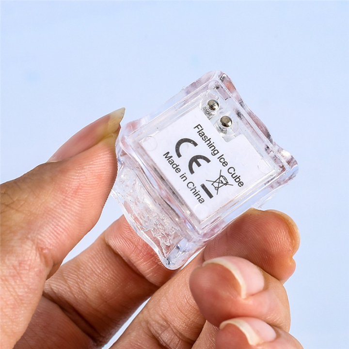 12Pcs%20Waterproof%20LED%20Ice%20Cube%20LED%20Light%20Ice%20Cube%20Glowinthedark%20For%20Drinking%20Party%20-%20Image%205