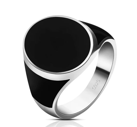 Stainless Steel Finger Ring for Men Stylish Fashion Accessory Durable and Sleek