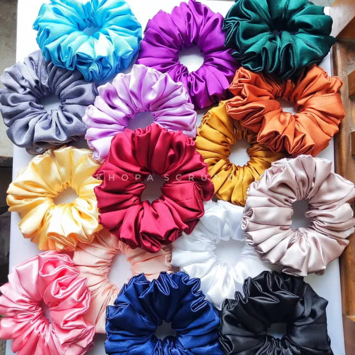Hair%20Silk%20Band%20For%20Girls%203%20Pcs%20(Combo%20Offer)%20-%20Hair%20Clip%20-%20Image%204
