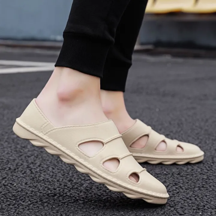 Closed-Toe%20Slippers%20Men's%20Summer%20Outdoor%20Non-Slip%20Deodorant%20Beach%20Sports%20Leather%20Sandals%20Hollow%20Driving%20Half%20Slippers%20Vietnam%20Hole%20-%20Image%208