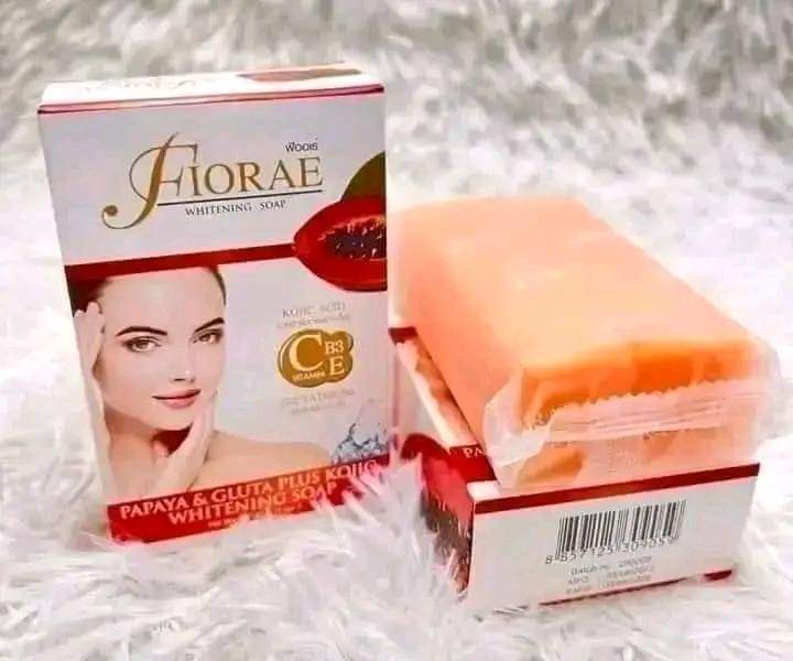 Fiorae%20Papaya%20Whitening%20Soap%20Original%20-%20165gm%20-%20Image%207