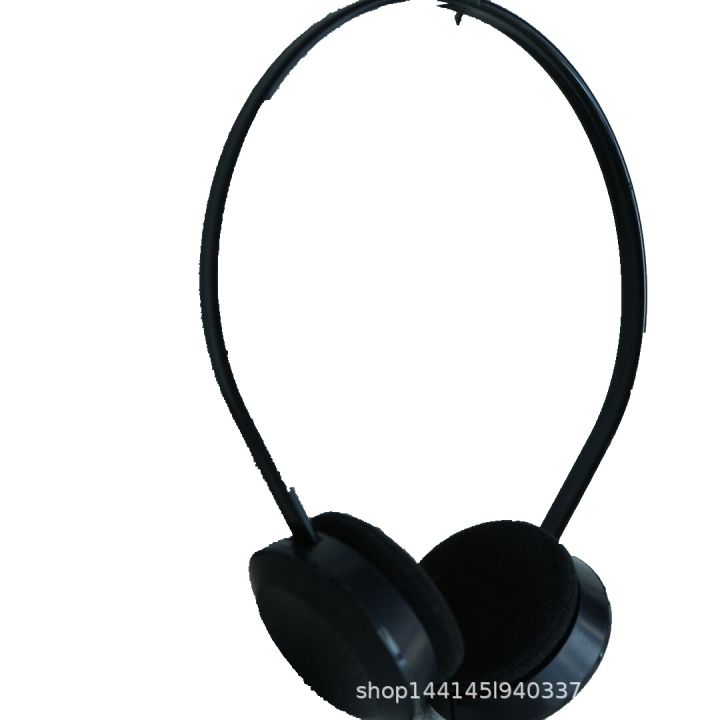 American%20retro%20headphones%20wired%20with%20mark%20fashion%20halterneck%20photography%20Xiaohongshu%20Internet%20celebrity%20headphones%20factory%20wholesale%20-%20Image%205
