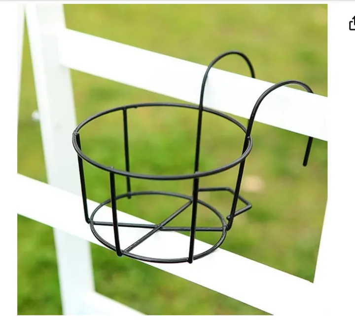 8%20Inchi%20Railing%20Planters%20Outdoor%20Balcony%20Planters%20Railing%20Hanging%20Black%20Railing%20Planter%20Metal%20Pot%201%20PCS%20-%20Image%202