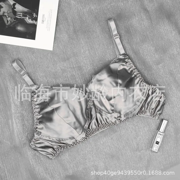 Silk%20Bra%20Double-Sided%20Mulberry%20Silk%20Smooth%20Satin%20Double-Sided%20Silk%20Wireless%20Sponge-Free%20Bra%20Big%20Chest%20Underwear%20for%20Women%20-%20Image%206