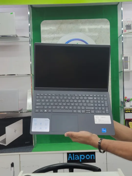 Dell%20Inspiron%2015%205320,%20Intel%20Core%20i5%2012th%20Gen,%2015.6"%20FHD%20Display,%208GB%20Ram,%20512GB%20SSD%20Black%20Used%20Laptop%20-%20Image%204