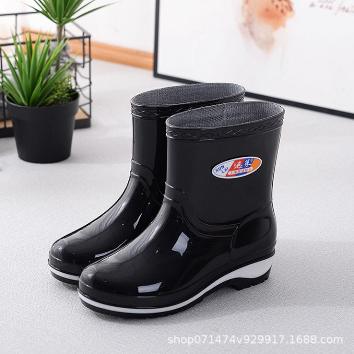 Xunlai%20fashion%20medium%20water%20shoes%20for%20women,%20pastoral%20summer,%20fruit%20green%20rubber%20shoes,%20kitchen%20anti-slip%20water%20boots,%20mother%20shoes,%20labor%20protection%20shoes%20for%20women%20-%20Image%204