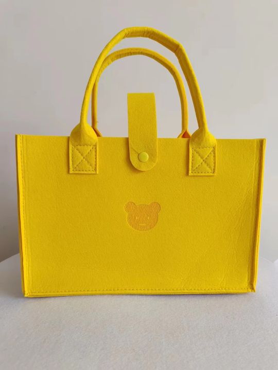 WholesaleinsSimple%20Bear%20Felt%20Handbag%20Large%20Capacity%20Totes%20Cute%20Cartoon%20Pure%20Color%20Thickened%20Felt%20Bag%20-%20Image%207
