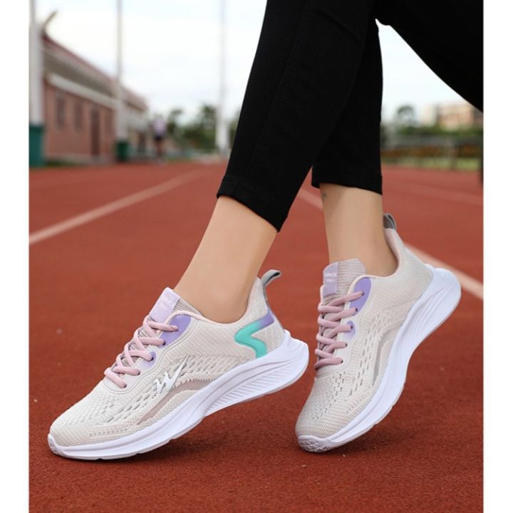 Double%20Star%20Women's%20Shoes%20Summer%20Mesh%20Breathable%20Sneakers%20Women's%20Lightweight%20Soft%20Sole%20Travel%20Shoes%20Student%20All-Matching%20Running%20Shoes%20Women's%20-%20Image%203