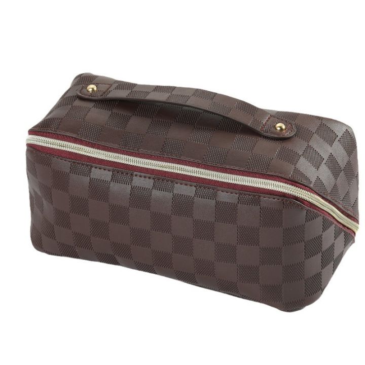 Simple%20checkered%20net%20red%20pillow%20makeup%20bag,%20high%20value,%20portable,%20waterproof,%20multi-functional%20washing%20and%20storage%20bag%20cross%20-%20Image%205