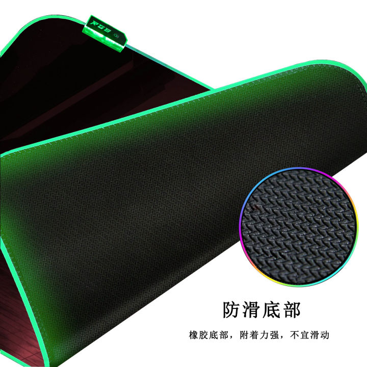 Extra%20Large%20Dirty-Resistant%20RGB%20Mouse%20Pad%20Man%20LED%20Luminous%20Manchester%20United%20DIY%20European%20Cup%20Creative%20E-Sports%20Game%20Desk%20Pad%20-%20Image%203