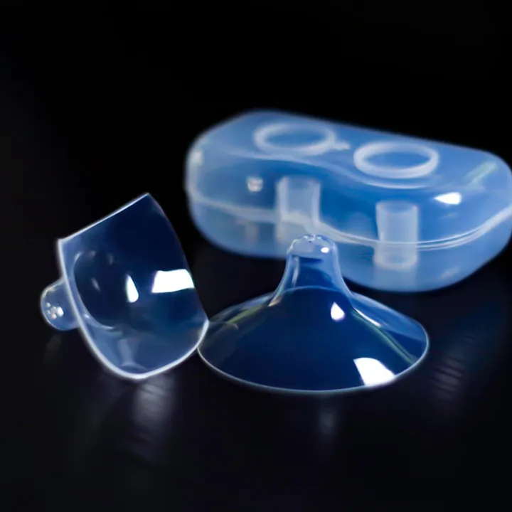 2%20Piece%20Nipple%20Shield%20with%20Carrying%20Box%20BreastFeeding%20Nipple%201box%20-%20Image%202