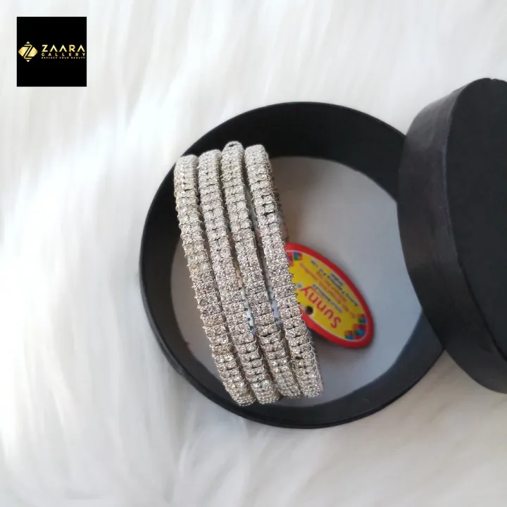 White%20Stone%20Silver%20Metal%20Bangles%20for%20Women%20(Imported)%20M-ST951%20-%204%20Pieces%20-%20Image%204