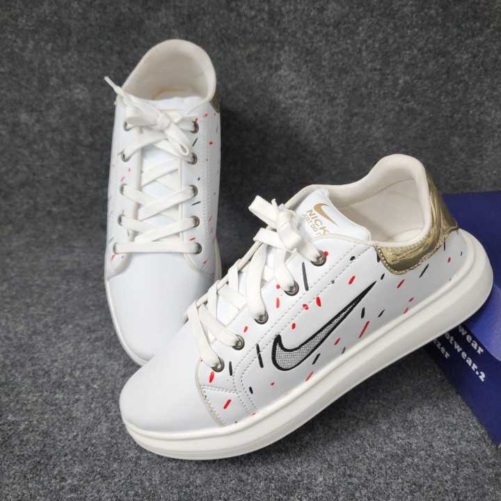 Stylish%20Collection%20Stylish%20and%20Fashionable%20Winter%20and%20Summer%20Exclusive%20Sneakers%20Converse%20Shoes%20for%20Men%20-%20Low%20Top%20Type%20-%20Choice%20Expression%20-%20Image%206