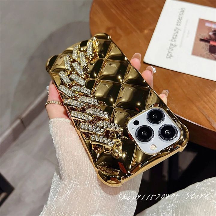 Luxury%20Korean%20Plating%20Rhombus%20Glitter%20Rhinestone%20Crystal%20Bracelet%20Chain%20Phone%20Case%20for%20iPhone%2011%2012%2013%2014%2015%20Pro%20Max%20Back%20Cover%20-%20Image%204