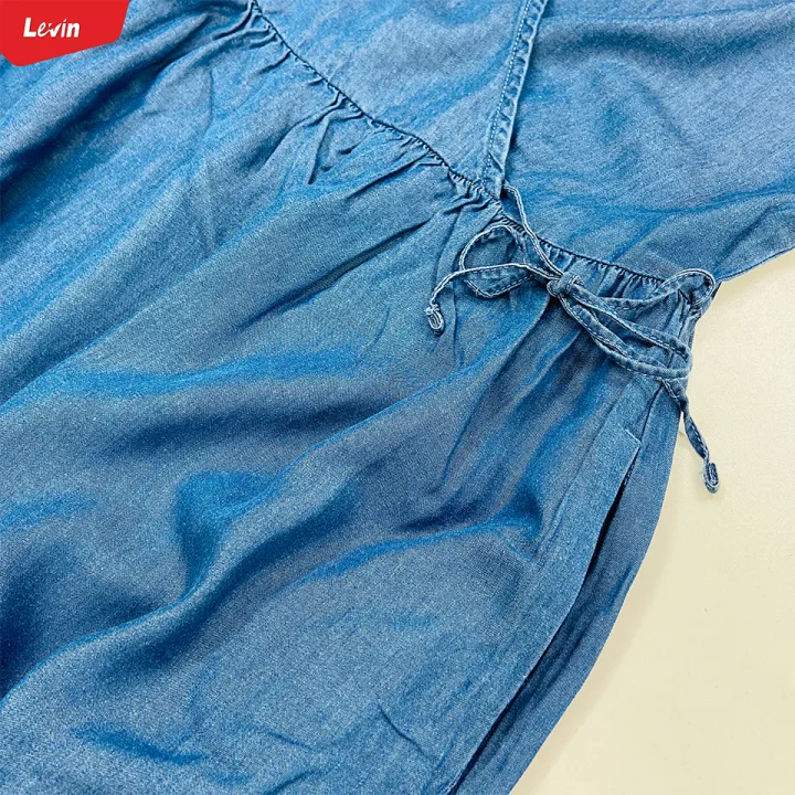 Women's%20Ruffle%20Sleeve%20Crrossover%20Denim%20Tops%20From%20Levin%20-%20Image%205