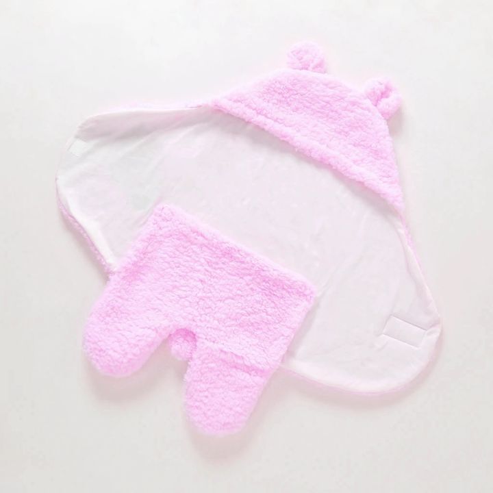Ultra-Soft%20Fleece%20Newborn%20Swaddle%20Wrap%20Baby%20Sleeping%20Bag%20-%20for%20Boys%20and%20Girls%20-%20Image%204