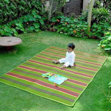 Plastic%20Carpet%20Mat%206%20ft/%207%20ft,%20madur,pati%20-6x7%20-%20Image%204