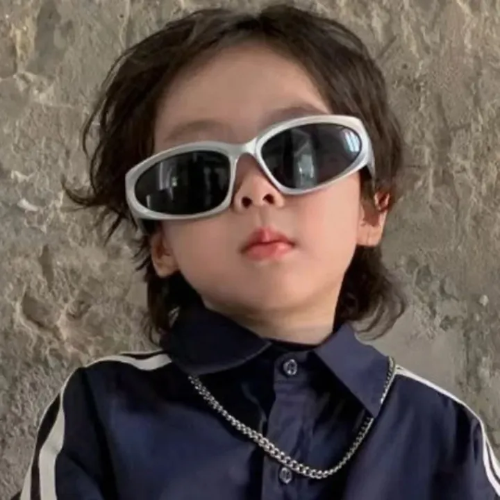 New%20Fashion%20Children's%20Y2K%20Sunglasses%20Children%20Summer%20Outdoor%20Sunshade%20Sun%20Glasses%20Kids%20Hip%20Hop%20Eyewear%20UV400%20Oculos%20De%20Sol%20-%20Image%204