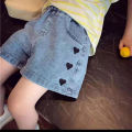 Girls denim shorts summer wear baby new small and medium-sized pants foreign thin children's hot pants loose 769. 