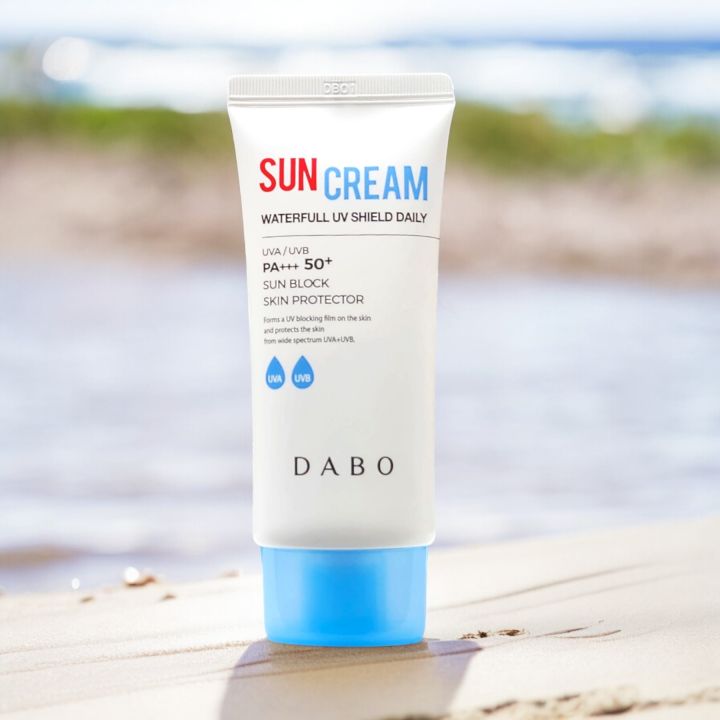 Dabo%20waterfull%20uv%20shield%20daily%20sun%20cream%20%20SPF50+%20PA+++%2050ml%20-%20Image%205