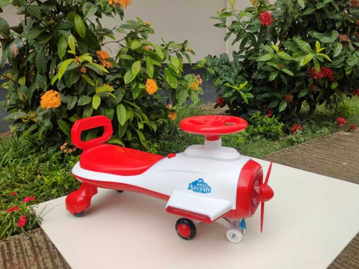 Baby Swing Car Toy House Kids Wiggle Swing Car (Child Ride On