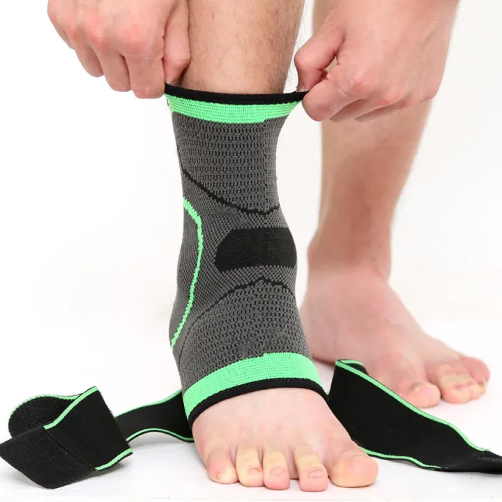 Yoomee%201%20Pcs%20Ankle%20Brace%20Adjustable%20Breathable%20Ankle%20Support%20with%20Elastic%20Fabric%20Compression%20Ankle%20Wrap%20for%20Sports%20Protect%20Ankle%20Sprain%20Fits%20All%20Men%20Women%20-%20Image%206