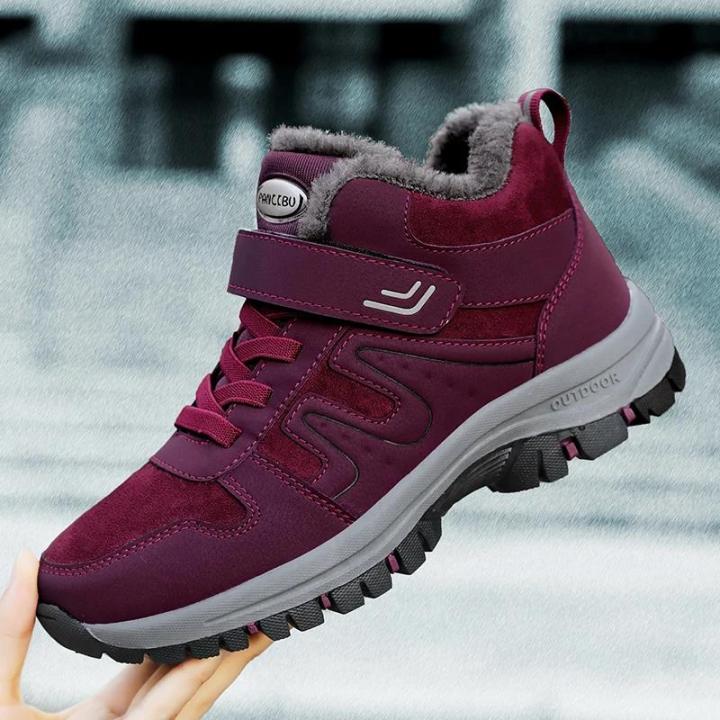 Winter%20Men%20Boots%20Plush%20Leather%20Waterproof%20Sneakers%20Climbing%20Shoes%20Unisex%20Men%20Women%20Outdoor%20Non-slip%20Warm%20Hiking%20Ankle%20Boot%20BunnyGarden%20-%20Image%207