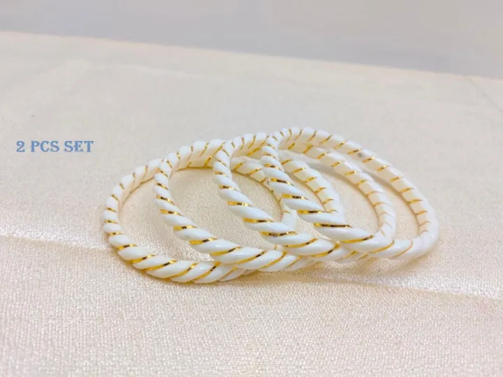 Exclusive%20Design%20Shakha%20Pola%20Bangles%20for%20Women%20,%20Sada%20Sakha%20Churi.%20Party%20,%20Wedding%20,%20Anniversary%20,%20Druga%20Puja%20&%20All%20Time%20Use%20Sakha%20Bangles.%20CD:Y5.%20-%20Image%205