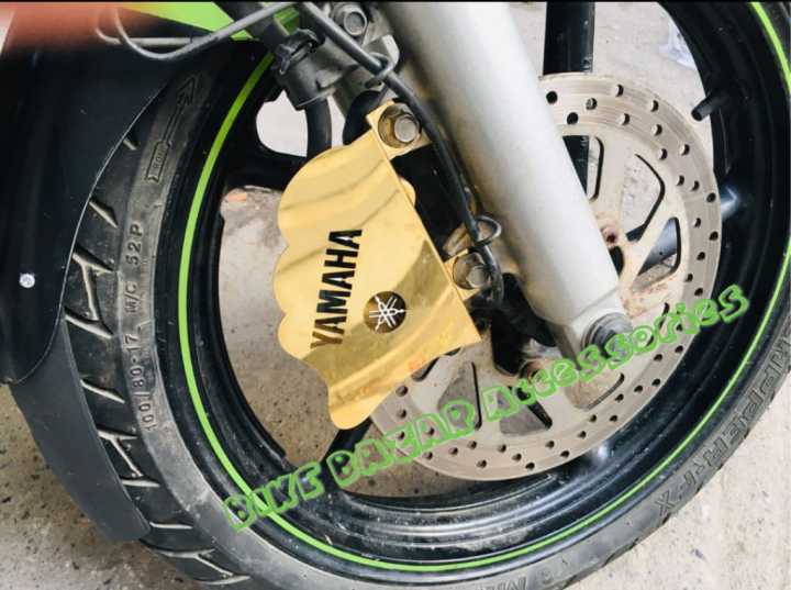 Yamaha%20FZ-S/FAZER%20%20v1/v2/v3%20Hydraulic%20Metal%20Clipper%20Cover%20golden%20Colour%20-%20Image%202