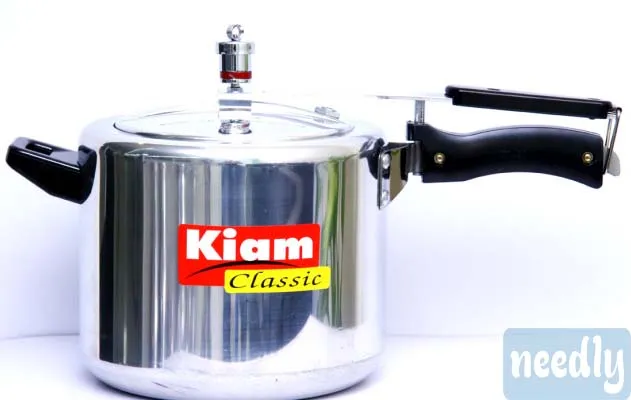 Classic%20Pressure%20Cooker%204.5L%20-%20Silver%20-%20Image%204