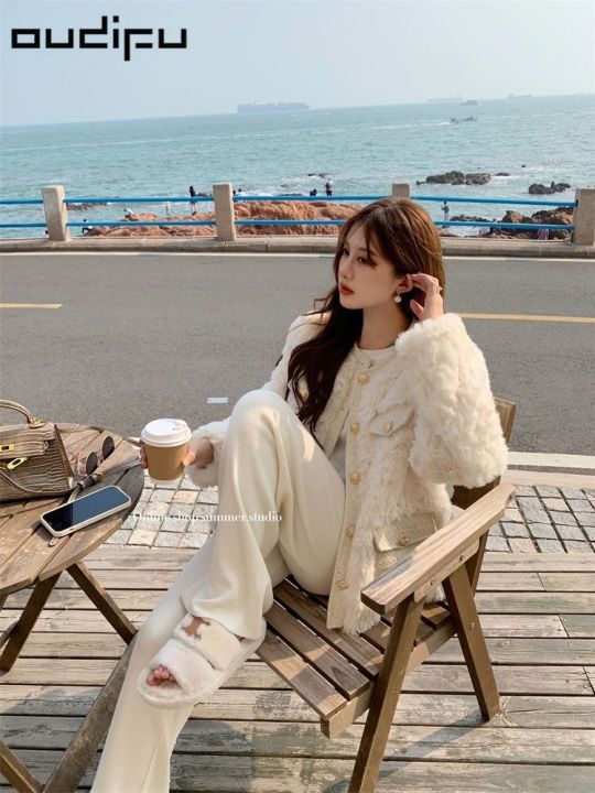 OUDIFU%20Autumn%20and%20Winter%20Fleece-Lined%20Thickened%20High-Grade%20Style%20Lamb%20Wool%20Short%20Furry%20Coat%20Women's%20Top%20-%20Image%207