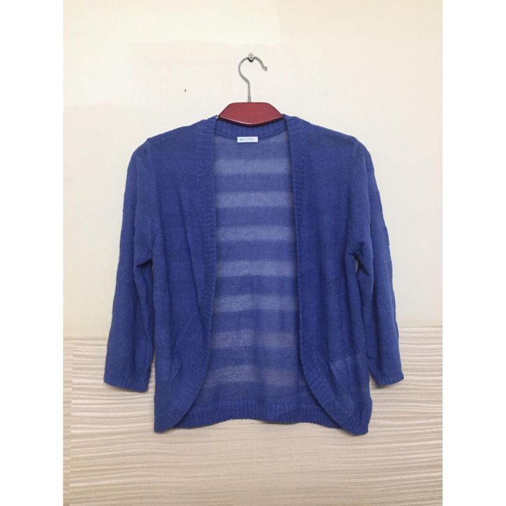 Women's%20Classic%20Fit%20Lightweight%20Long-Sleeve%20Cardigan%20-%20Image%202