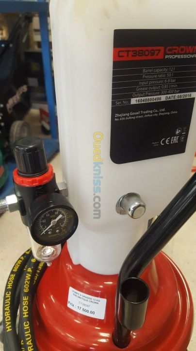 CROWN%20Grease%20Injector%2012L%20Tank%20capacity%20CT38097%20-%20Image%205