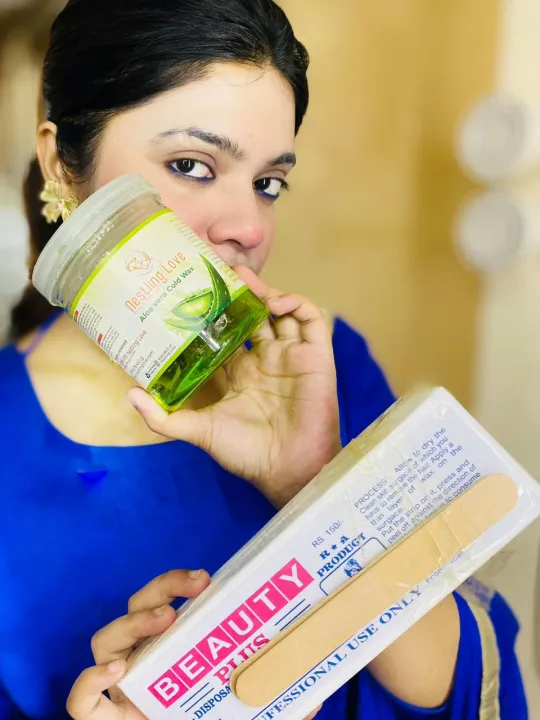 500gm%20Aloe%20Vera%20Cold%20Wax%20+%2080%20pieces%20strips%20+%202%20pieces%20applicator%20stick%20+%20Gift%20-%20Image%204