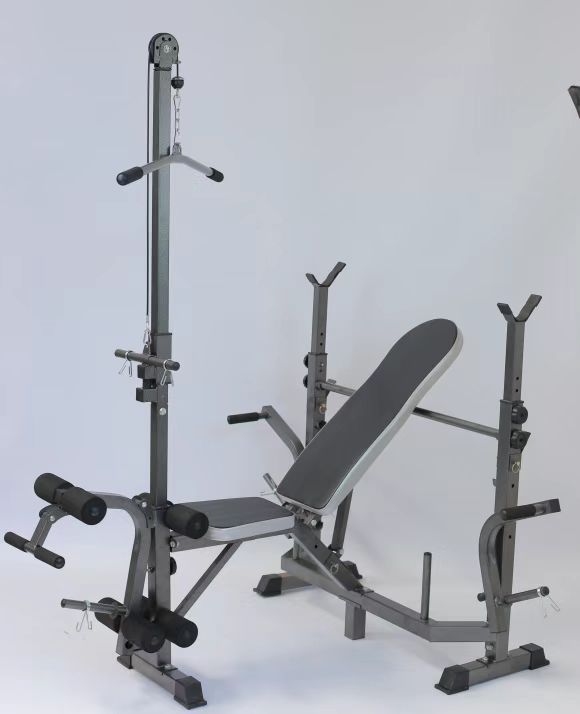 Weight%20bench%20with%20Lat%20pull%20down%20-%20Image%203