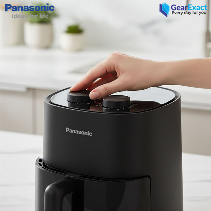 Panasonic%20NF-CC450%20Air%20Fryer%20Crispy%20Goodness,%20The%20Healthier%20Way%20-%20Image%204