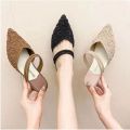New Lady Style Niche Design Sense Lace-up Thick Heel Pointed Head Rose Wrapped Head Half Slippers.