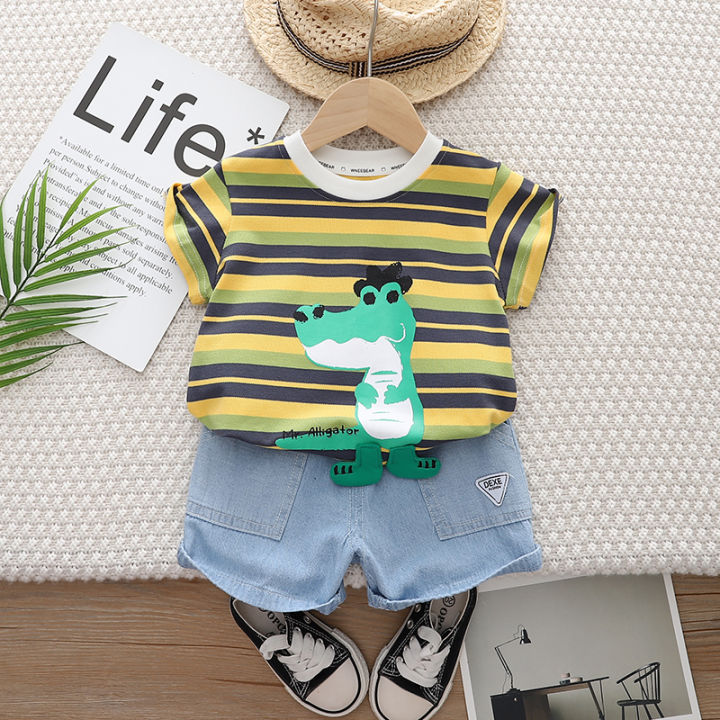 【LuckyBabyFans Store】（NEW）Children's set for boys summer stylish and handsome baby boy's clothing Striped cartoon crocodile Top shorts sets