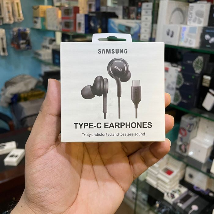 Samsung%20AKG%20Type-C%20Earphones%20%20black%20-%20Image%204