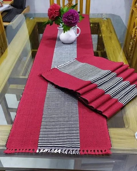 7%20pcs%20dinning%20table%20runner%20set%20multi%20colour%20-%20Image%202