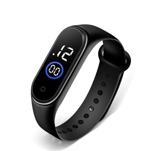 Silicone%20LED%20Sports%20Watch%20Waterproof%20-%20Stylish%20and%20Trendy%20Timepiece%20for%20Active%20Individuals%20-%20Perfect%20for%20Outdoor%20Activities%20-%20Image%207