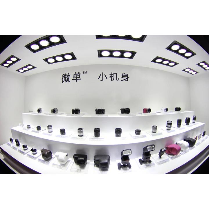 Lightdow%20Aspherical%20Circular%20Camera%20Lens%208mm%20F/3.0%20Ultra%20Wide%20Fisheye%20Lens%20for%20Canon%20DSLR%20550D%20650D%20750D%2077D%2080D%201100D%20Cameras%20-%20Image%205