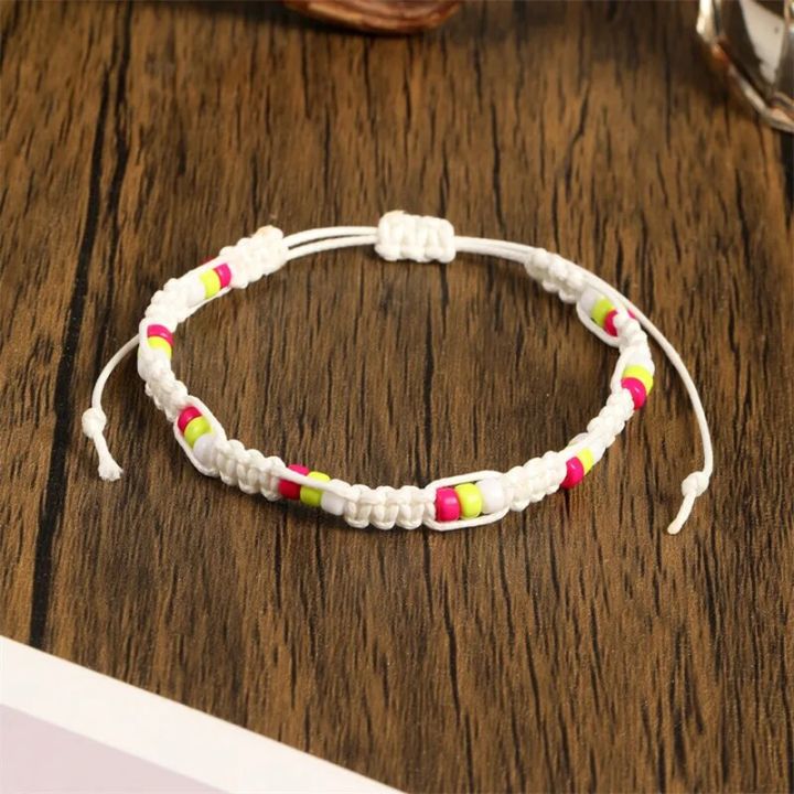 Bohemian%20Colored%20Beads%20Spaced%20Hand-woven%20Bracelet%20Women%20Casual%20Daily%20Trendy%20Simple%20Accessories%20Friendship%20Gifts%20-%20Image%204