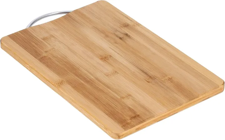 Bamboo%20cutting%20and%20choping%20board%20with%20handle%20-%20Image%202