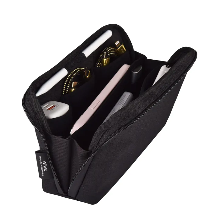 WiWU%20Alpha%20Tech%20Pouch%20Electronics%20Organizer%20Travel%20Bag%20for%20Macbook%20Accessories%20-%20black%20-%20Image%202