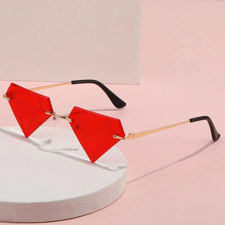 Fashion%20Diamond%20Shape%20Rimless%20Sunglasses%20Women%20Men%20Cat%20Eye%20Triangle%20Sun%20Glasses%20Party%20Funny%20Eyewear%20Female%20Gafas%20De%20Sol%20UV400%20-%20Image%203