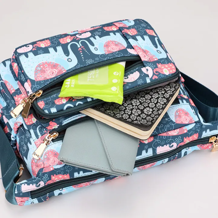 Nylon%20print%20women's%20bag,%20new%20one-shoulder,%20crossbody,%20mom%20bag,%20oxford%20cloth%20water-repellent%20women's%20canvas%20bag%20-%20Image%204