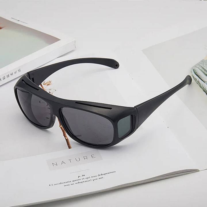 Car%20Night%20Vision%20Drive%20Glasses%20Goggles%20Safety%20Anti-Glare%20Anti-UV%20Driving%20Sunglasses%20Drivers%20Glasses%20Auto%20Accessories%20-%20Image%202