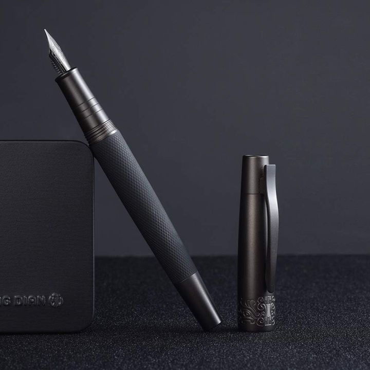 Hongdian%206013%20Matte%20Black%20Fine%20Nib%20Fountain%20Pen%20with%20Metal%20Box%20Titanium%20Black%20Gift%20Pen%20Set%20-%20Image%209